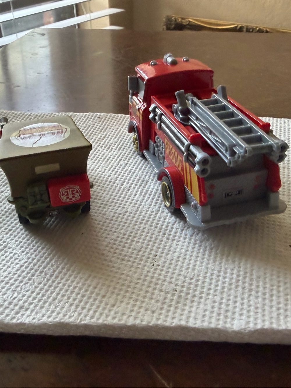 Disney Pixar Cars race & rescue toys red & sarge EUC toys Cars toys movie - Picture 5 of 6